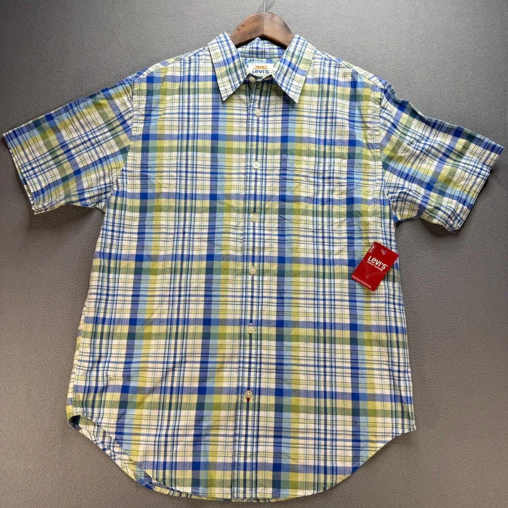 Levis levi button